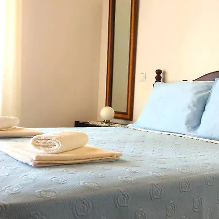 Casa Das Fronteiras *